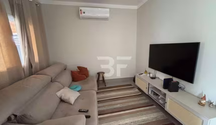 Casa com 3 dormitórios à venda, 155 m² por R$ 895.000,00 - Vila Todos os Santos - Indaiatuba/SP