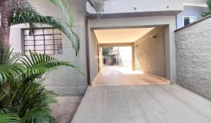 Casa com 2 dormitórios para alugar, 137 m² por R$ 3.934,49/mês - Vila Brizzola - Indaiatuba/SP