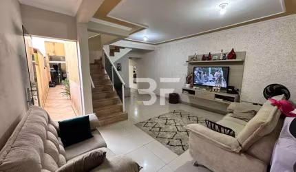 Casa com 3 dormitórios, 125 m² - venda por R$ 900.000,00 ou aluguel por R$ 5.000,00/mês - Jardim Regina - Indaiatuba/SP