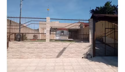 Casa 2 dormitórios à venda no bairro Bela Vista Alvorada