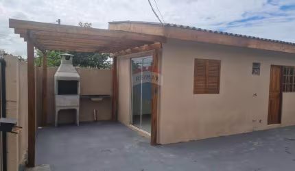 Casa de 01 dormitório em condomínio