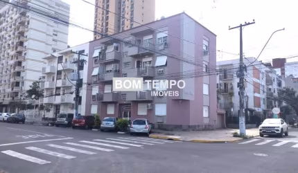 Térreo com pátio. 2 dormitórios. Desocupado.