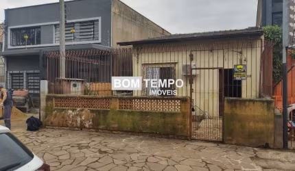Casa / Terreno na Rua Santos Dumont. 4º Distrito