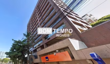 80M² com vista  no Atrium Center!