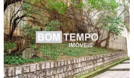TERRENO  NA BORGES DE MEDEIROS