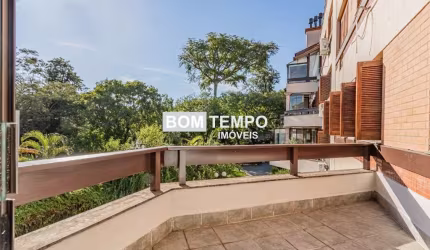 Apartamento com 130m2 zona sul de Porto Alegre.