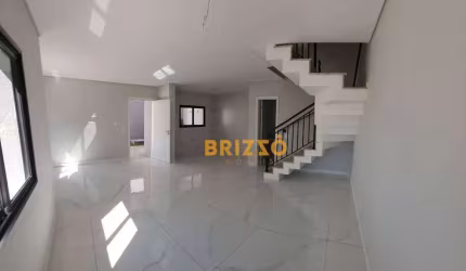 Sobrado com 3 dormitório sendo 1 suíte, s à venda, 130 m² por R$ 749.000 - São Braz - Curitiba/PR