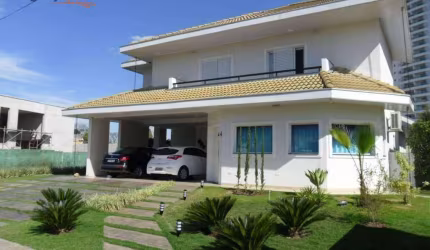Casa à venda no Jardim Paraíba - Jacareí/SP com 304 m²