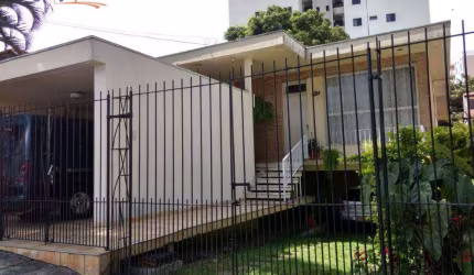 Casa com 3 dormitórios à venda, 288 m² por R$ 980.000,00 - Centro - Caçapava/SP