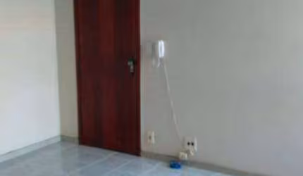 Apartamento com 2 dormitórios à venda, 55 m² por R$ 180.000,00 - Parque Santo Antônio - Jacareí/SP