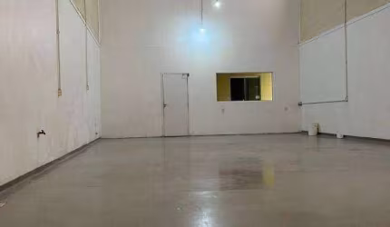 Galpão para alugar, 240 m² - Jardim Diamante - São José dos Campos/SP