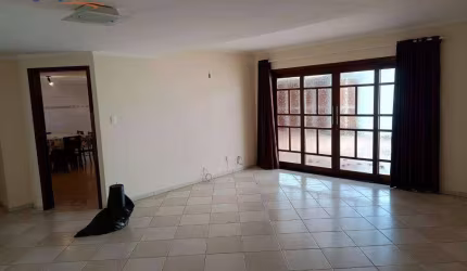 Casa à venda no Jardim Satélite - São José dos Campos/SP com 150 m²