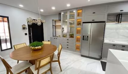 Casa à venda no Jardim Oriente - São José dos Campos/SP com 210 m²