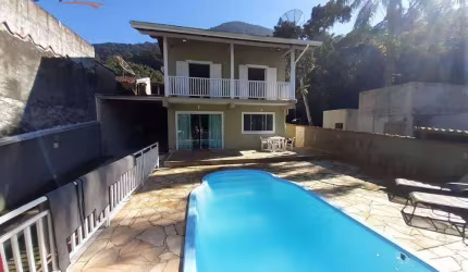 Casa à venda no Lagoinha - Ubatuba/SP com 250 m²