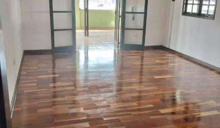 Casa com 3 dormitórios para alugar, 297 m² por R$ 3.260,00/mês - Parque Industrial - São José dos Campos/SP