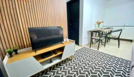 Apartamento Mobiliado à Venda com 2 quartos e 54m²