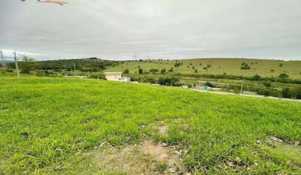 Terreno em Condomínio fechado à Venda em Caçapava com 360m²