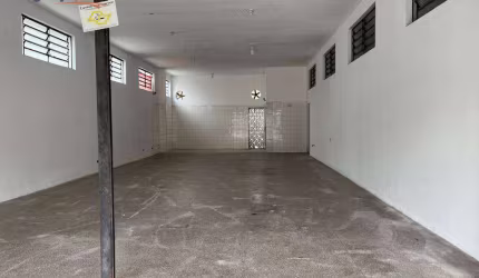 Ponto comercial com Edícula à Venda no Palmeiras de São José com 300m²