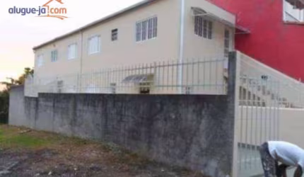 Sobrado à venda ou para locação no Jardim Cruzeiro do Sul, em São José dos Campos/SP, com 160 m²