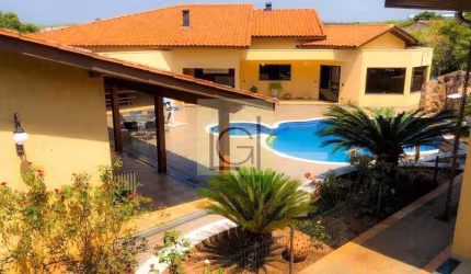 Imperdível oportunidade: Casa para venda ou locação em Salto-SP, Condomínio Piccolo Paese! 7 quartos, 7 suítes, 6 salas, 16 banheiros, 8 vagas de garagem e 1.300,00 m² de área.