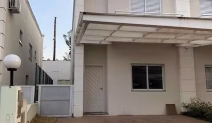Casa com 3 quartos à venda na Vila Cleto, Itu  por R$ 440.000