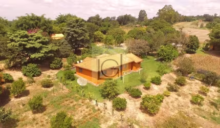 Chácara / sítio com 3 quartos à venda no Centro, Wenceslau Braz  por R$ 2.000.000