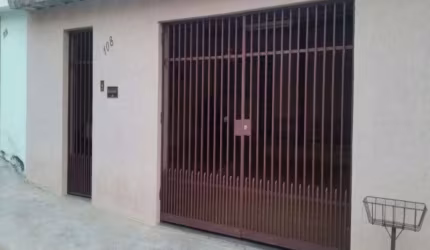 Casa com 2 quartos à venda no Jardim das Rosas, Itu  por R$ 400.000