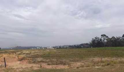 Terreno à venda no Pinheirinho, Itu  por R$ 545.000