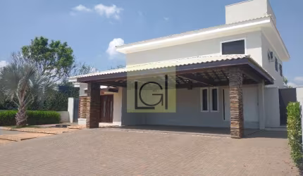 Casa de luxo em condomínio no bairro Itapecerica em Salto-SP: 6 quartos, 4 suítes, 2 salas, 6 banheiros, 8 vagas, 577m². Venha conferir!