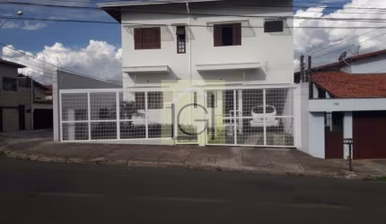 Imperdível Casa à Venda em Itu-SP, Jardim das Rosas: 4 quartos, 4 suítes, 2 salas, 6 banheiros, 2 vagas, 140m².