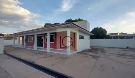 Casa comercial com 3 salas para alugar no Liberdade, Itu , 798 m2 por R$ 15.000