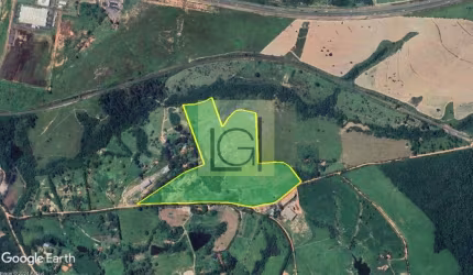 Haras à venda em Itu-SP: 8 quartos, 4 salas, 4 banheiros, 4 vagas de garagem, 273.000m² de área!