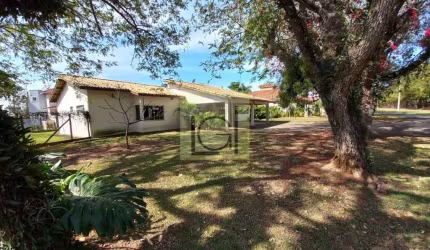 Chácara em condomínio no Residencial Primavera em Salto - SP: 4 quartos, 3 suítes, 2 salas, 5 banheiros, 6 vagas de garagem, 282m².