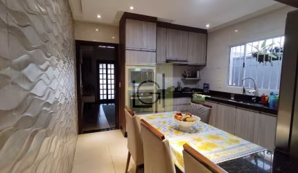 Casa com 2 quartos à venda no Parque das Nações, Indaiatuba  por R$ 550.000