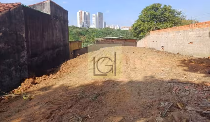 Terreno à venda na Vila Leis, Itu  por R$ 239.000