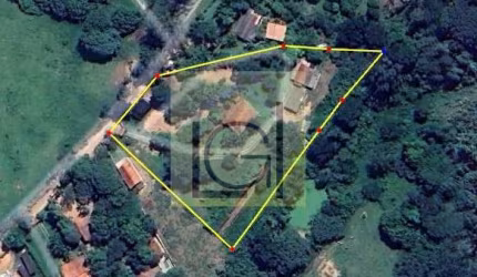 Chácara à venda em Itu-SP, Pedregulho: 5 quartos, 1 suíte, 2 salas, 4 banheiros, 164 m² de área!
