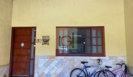 Casa com 3 quartos à venda na Vila Lucinda/Romana, Itu  por R$ 405.000