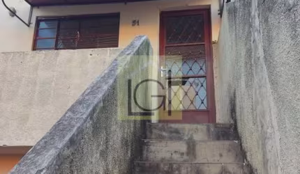 Imperdível! Casa à venda em Itu-SP, Parque América, com 2 quartos, 1 sala, 1 banheiro e 155,00 m² de área.
