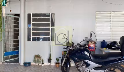 Casa à venda em Itu-SP, bairro Núcleo Habitacional São Judas Tadeu: 2 quartos, 1 sala, 1 banheiro, 2 vagas de garagem, 92,20 m².