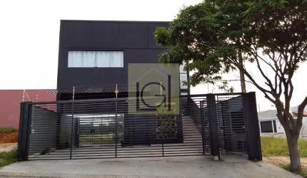 Galpão Industrial à Venda em Itu-SP, Bairro Jardim Santa Rosa: 2 Salas, 3 Banheiros, 2 Vagas de Garagem, 293m² de Área