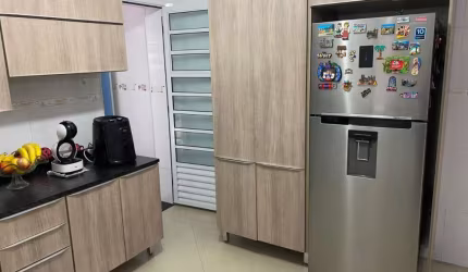 Imperdível oportunidade: Casa à venda em Cezar de Souza, Mogi das Cruzes-SP, com 3 quartos, 2 suítes e 216m²!