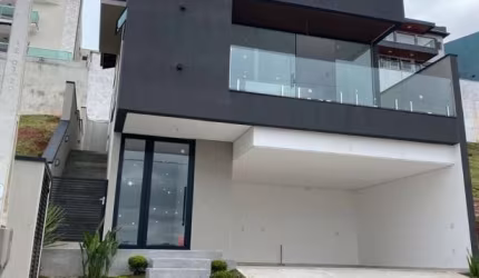 Sobrado 239 m² no condomínio Bella Città, Jardim Rodeio.