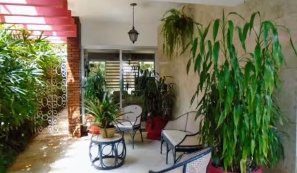 CASA NA VILA OLIVEIRA - OTIMA LOCALIZAÇÃO - PRÓXIMO AO TOTAL CHECKUP,  PADARIA DA BETH E RESTAURANTES NA AVENIDA CAPITÃO MANOEL RUDGE