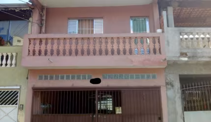 Casa à venda em Mogi das Cruzes-SP, Brás Cubas: 5 quartos, 2 salas, 3 banheiros, 2 vagas de garagem - Imperdível!