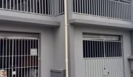 Casa à venda em Mogi das Cruzes-SP, Jardim Aeroporto III: 2 quartos, 1 suíte, 1 sala, 2 banheiros, 2 vagas, 174m².