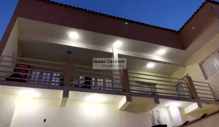 Casa única, com excelente localização, Parque Santana!