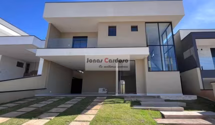Casa de luxo em condomínio no bairro Mosaico Essence, Mogi das Cruzes-SP: 4 quartos, 3 suítes, 2 salas, 5 banheiros, 4 vagas, 275m². Por R$: 1.650.000