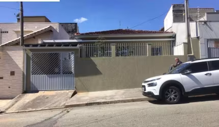 Casa  térrea com 3 dormitórios na Vila Lavínia