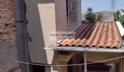 Terreno à venda na Vila Lavínia em Mogi das Cruzes. Com 256m² com casa desativada. Condições especiais para pagamento à vista. Invista no seu futuro!