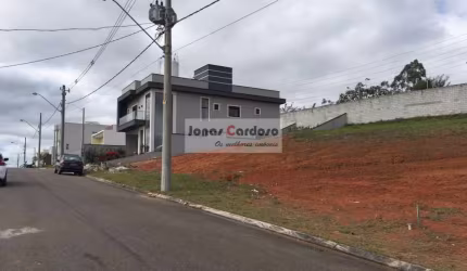 Terreno belíssimo a venda no renomado Residencial Veneza de 300m². Mogi das Cruzes.